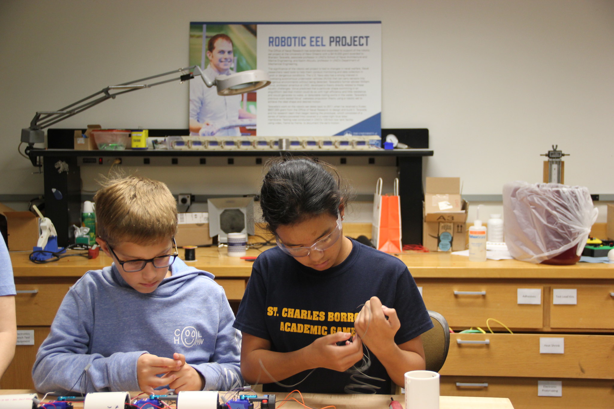 Students Put Engineering Concepts to Work at Robotic Eel Camp The